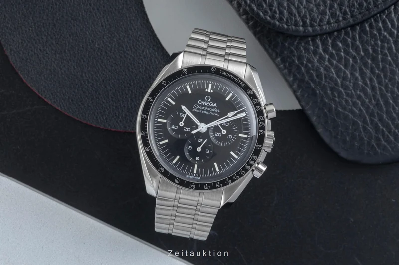 Omega Speedmaster Moonwatch chronograph steel manual winding men's watch 310.30.42.50.01.001 LP: 7600EUR [2604572]