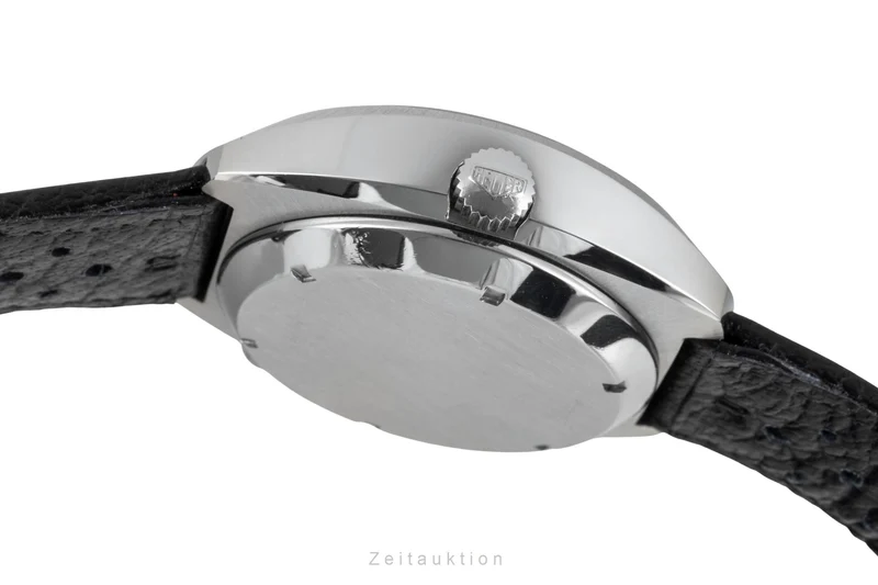 Heuer Montreal chronograph steel automatic men's watch 110.503NC Vintage [2603943]