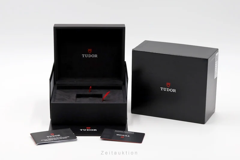 Tudor Black Bay chronograph steel automatic men's watch 79360N LP: 5760EUR [2602774]