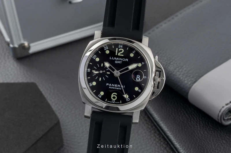 Panerai Luminor GMT steel automatic men's watch PAM00159 LP: 9600EUR [2604586]
