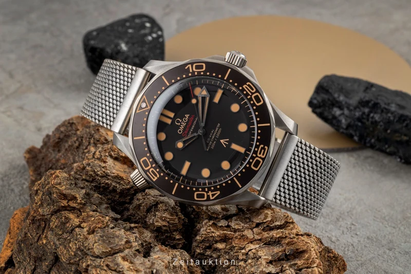 Omega Seamaster titanium automatic men's watch 210.90.42.20.01.001 LP: 10900EUR [2604845]