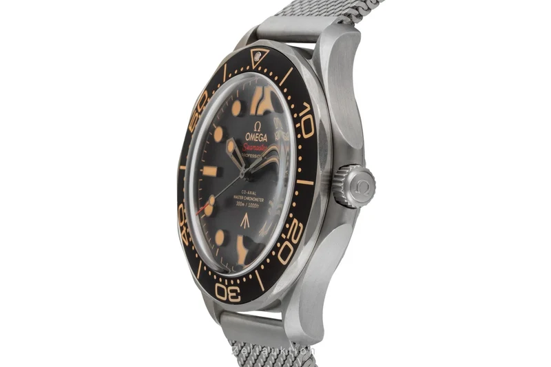 Omega Seamaster titanium automatic men's watch 210.90.42.20.01.001 LP: 10900EUR [2604845]