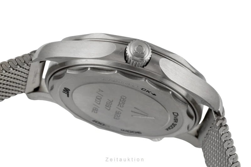 Omega Seamaster titanium automatic men's watch 210.90.42.20.01.001 LP: 10900EUR [2604845]