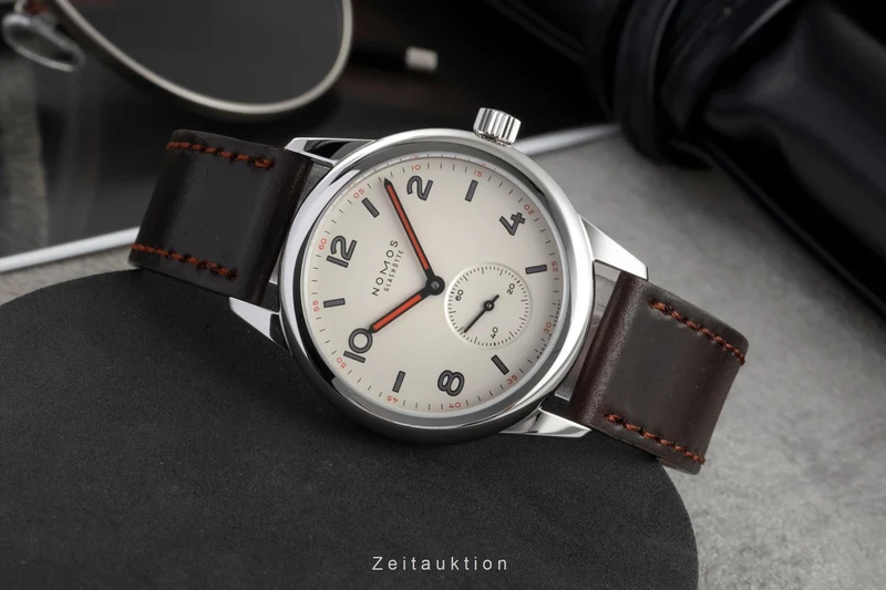 Nomos Club steel manual winding men's watch 701.1 [2604927]