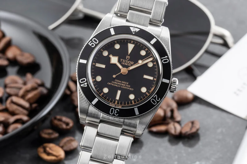 Tudor Black Bay steel automatic men's watch 79000N LP: 4280EUR [2604672]