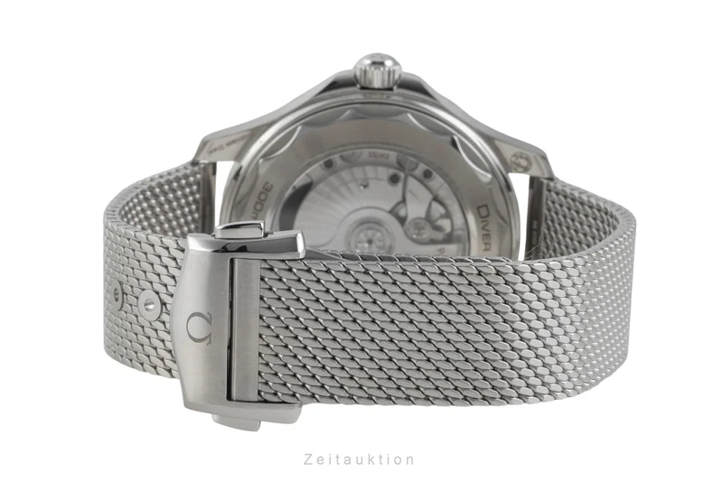 Omega Seamaster steel / titanium automatic men's watch 210.30.42.20.06.002 LP: 7100EUR [2604603]