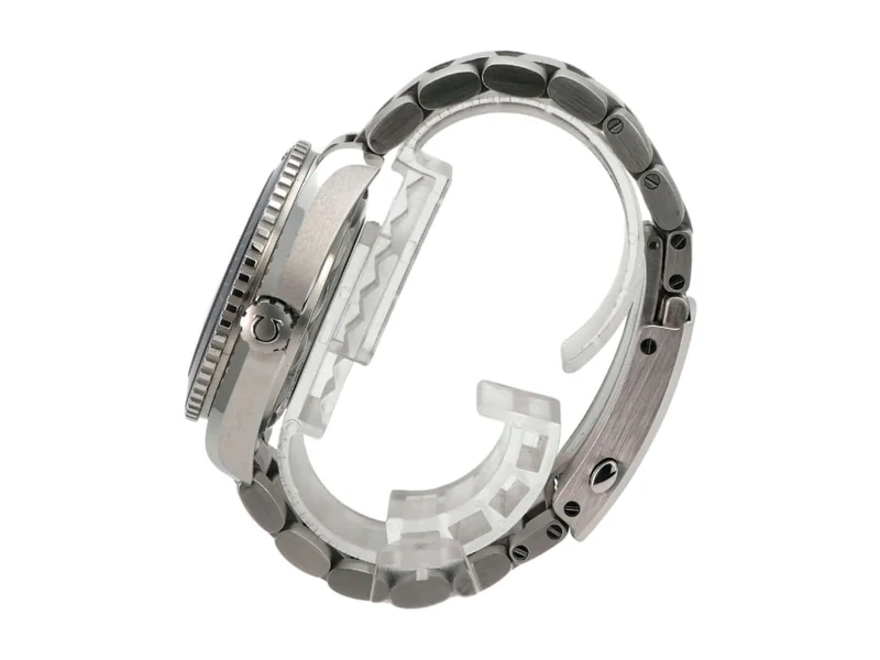 Omega Seamaster Planet Ocean 600m 39.5 mm 215.30.40.20.03.001