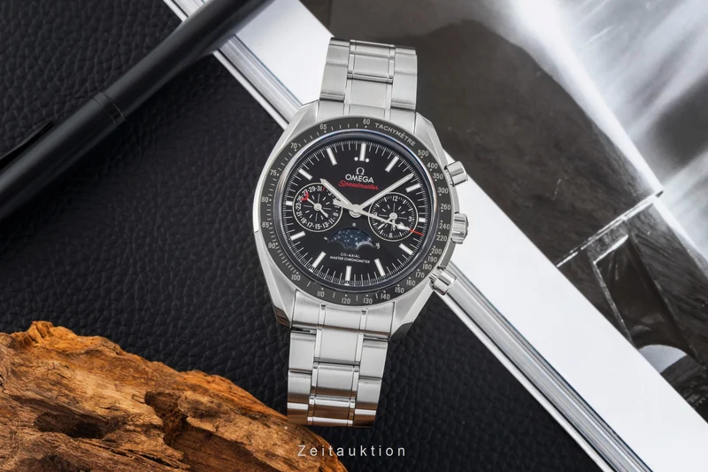 Omega Speedmaster chronograph steel automatic men's watch 304.30.44.52.01.001 LP: 12600EUR [2604684]