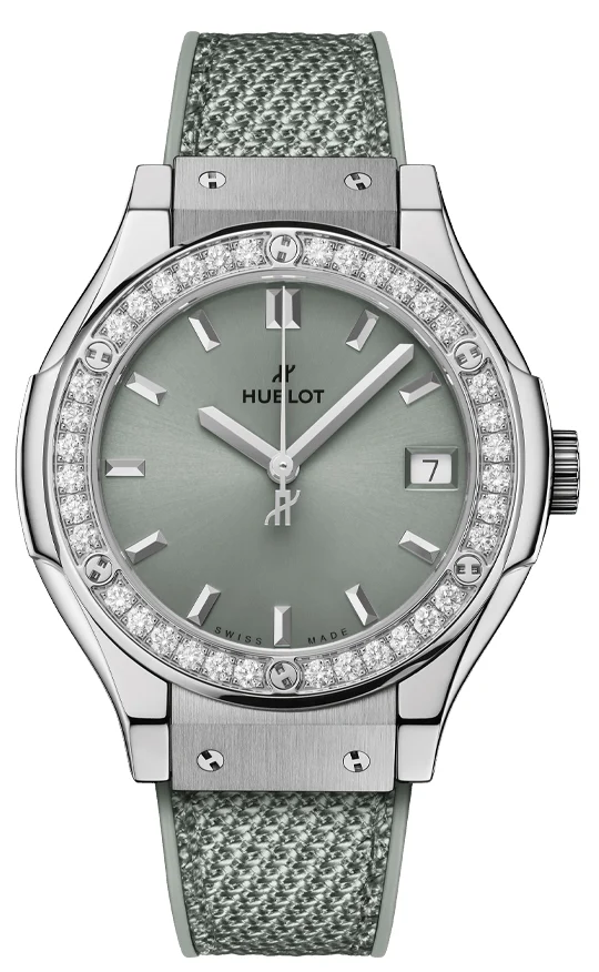 Hublot Classic Fusion Quartz Titanium Sage Green Diamonds 33 mm