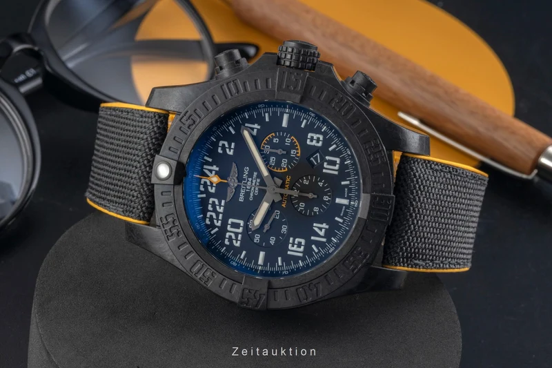 Breitling Avenger chronograph breitlight automatic men's watch XB1210E4/BE89 [2604813]