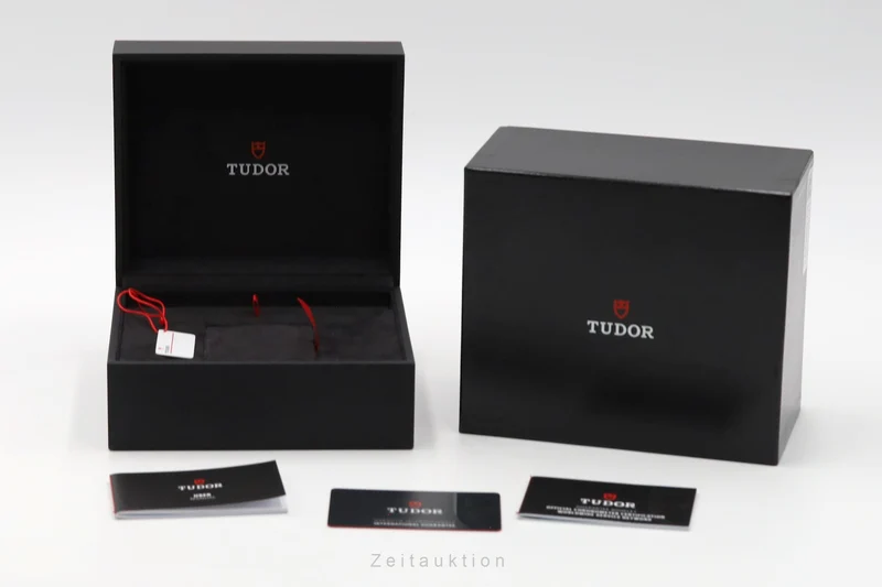 Tudor Black Bay steel automatic men's watch M79030N-0001 LP: 4720EUR [2604674]