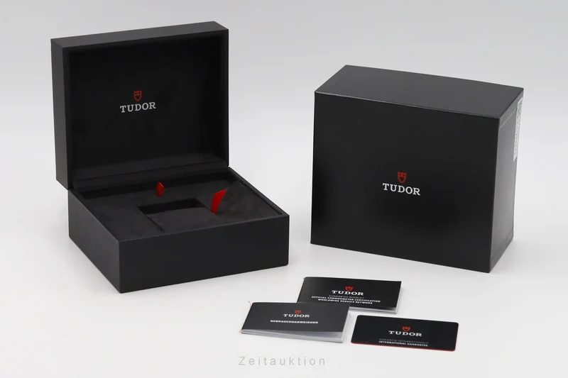 Tudor Black Bay steel automatic men's watch M79000N-0002 LP: 4060EUR [2604652]