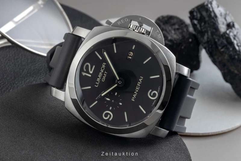 Panerai Luminor GMT steel automatic men's watch PAM00320 LP: 11000EUR [2604527]