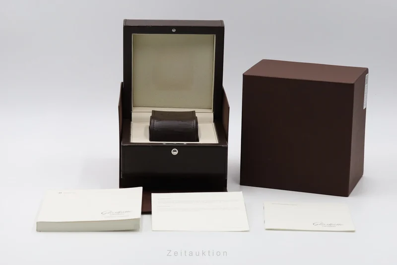 Glashütte Sixties steel automatic men's watch 1-39-52-06-02-04 LP: 7100EUR [2602800]