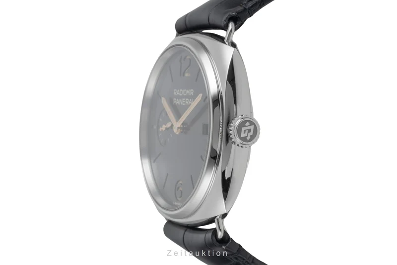 Panerai Radiomir steel automatic men's watch PAM01572 LP: 6300EUR [2604304]