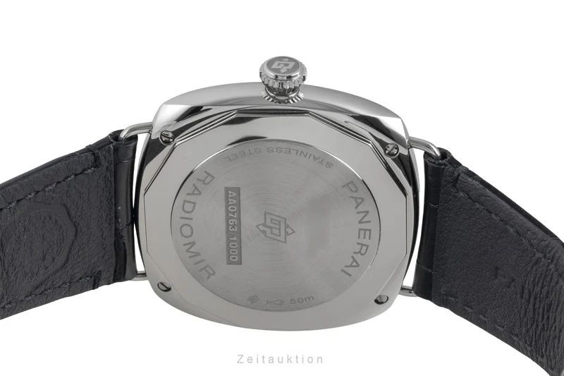 Panerai Radiomir steel automatic men's watch PAM01572 LP: 6300EUR [2604304]