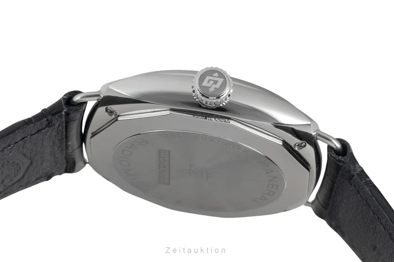 Panerai Radiomir steel automatic men's watch PAM01572 LP: 6300EUR [2604304]