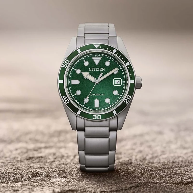 Citizen Elegant 38.5mm NJ0220-52X