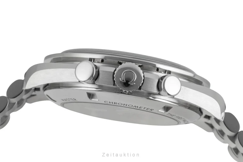 Omega Speedmaster Moonwatch chronograph steel manual winding men's watch 310.30.42.50.01.002 LP: 8700EUR [2604312]