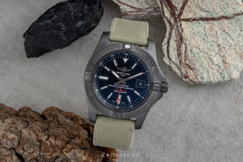 Breitling Avenger II GMT steel automatic men's watch M3239010/BF04 LP: 5650EUR [2604247]