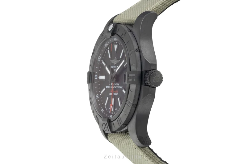Breitling Avenger II GMT steel automatic men's watch M3239010/BF04 LP: 5650EUR [2604247]