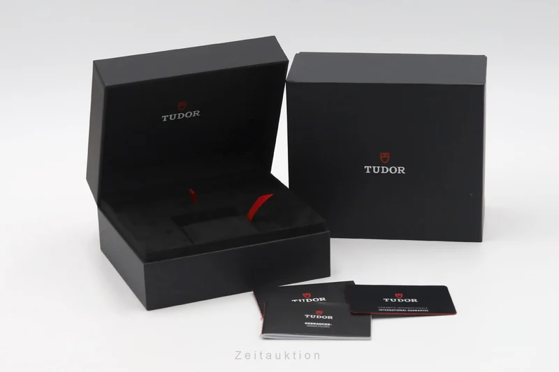 Tudor Ranger steel automatic men's watch M79930-0001 LP: 3530EUR [2604240]
