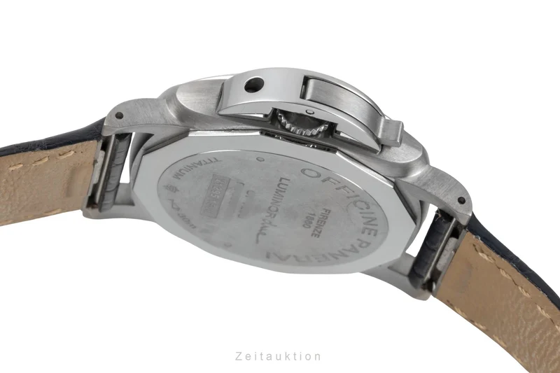Panerai Luminor titanium automatic men's watch PAM00926 [2604396]
