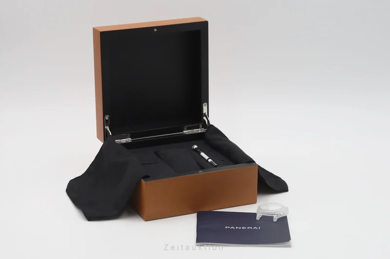 Panerai Luminor steel automatic men's watch PAM01311 LP: 8200EUR [2604356]