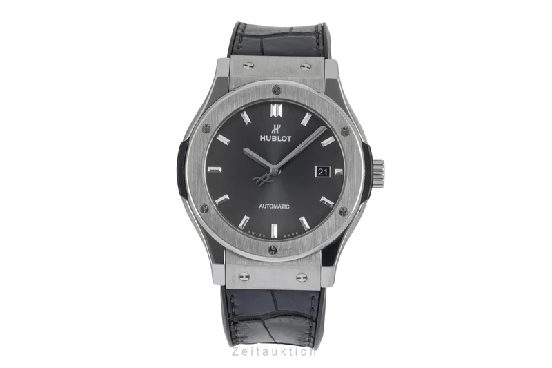 Hublot Classic Fusion titanium automatic men's watch 542.NX.7071.LR VP: 8500EUR [2604327]