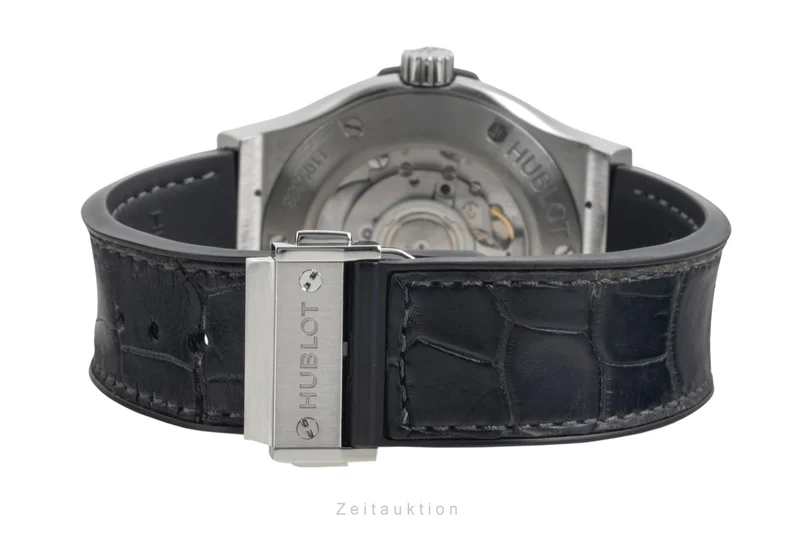 Hublot Classic Fusion titanium automatic men's watch 542.NX.7071.LR VP: 8500EUR [2604327]