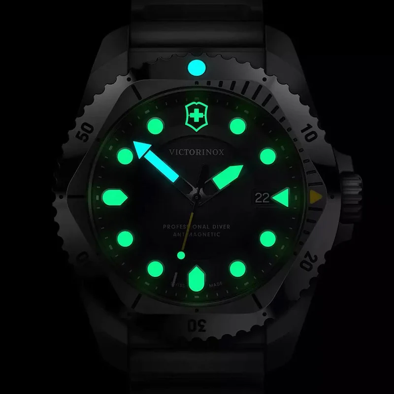 Victorinox Dive Pro 241990