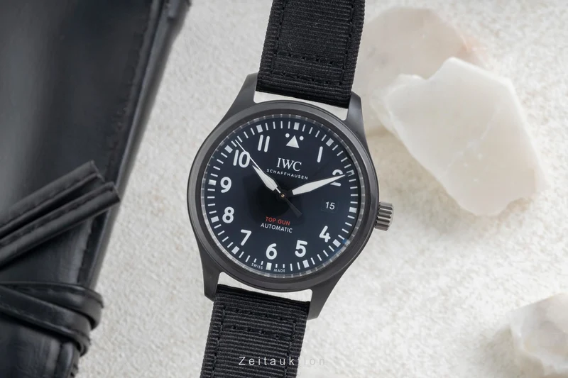 IWC Pilot ceramic / titanium automatic men's watch IW326901 [2604138]