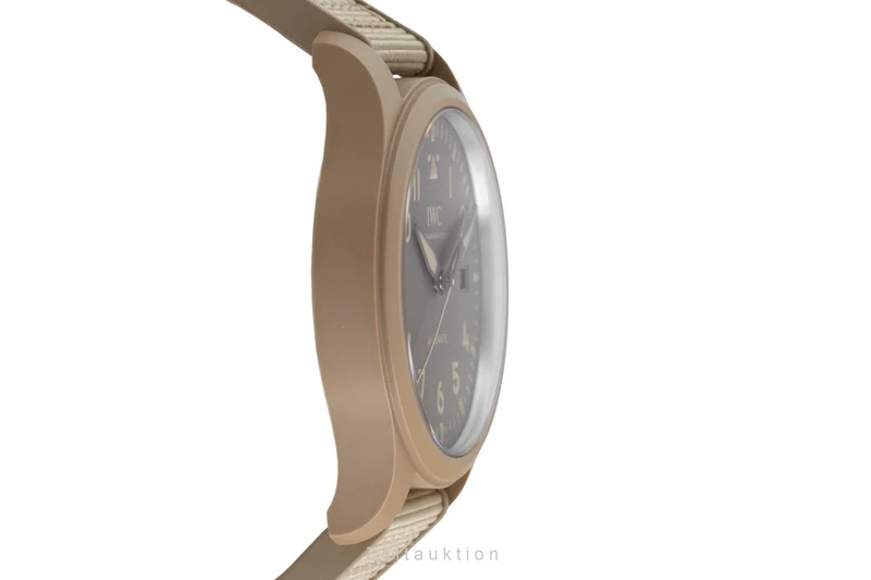 IWC Pilot ceramic / titanium automatic men's watch IW328106 LP: 9000EUR [2604425]