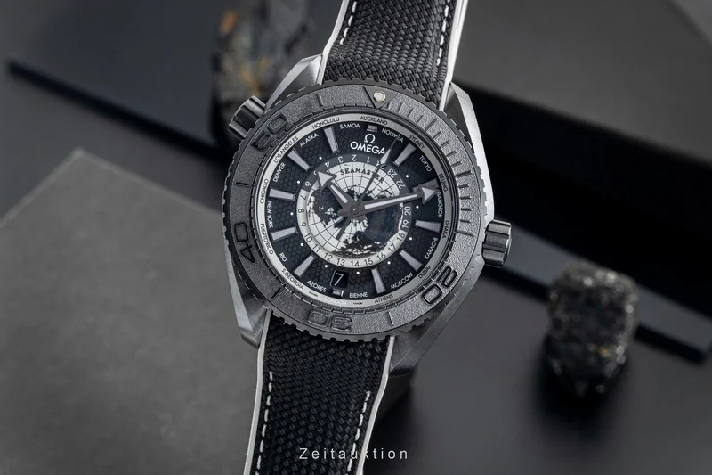 Omega Seamaster ceramic automatic men's watch 215.92.46.22.01.007 LP: 16200EUR [2604130]