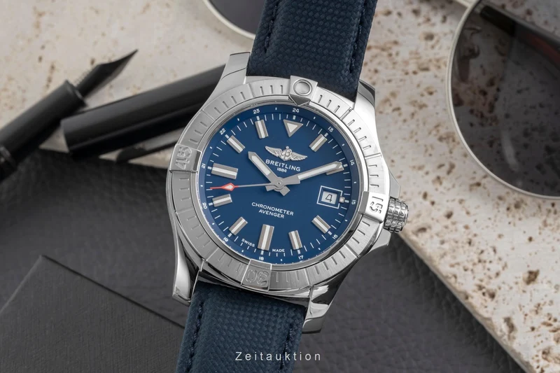 Breitling Avenger steel automatic men's watch A17318101C1X1 [2604125]