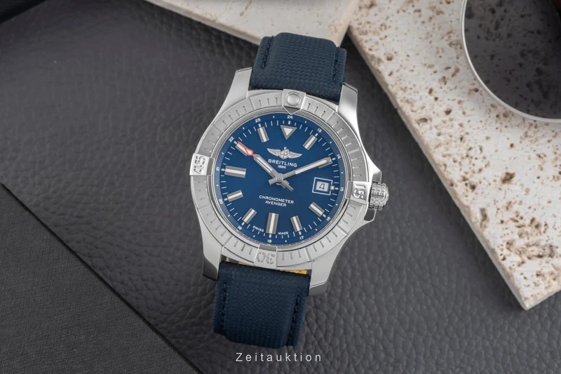 Breitling Avenger steel automatic men's watch A17318101C1X1 [2604125]