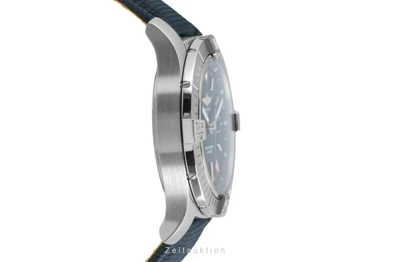 Breitling Avenger steel automatic men's watch A17318101C1X1 [2604125]