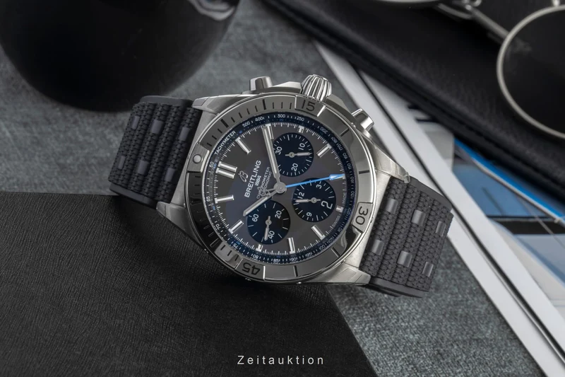 Breitling Chronomat chronograph titanium automatic men's watch EB0134101M1S1 LP: 10000EUR [2604225]