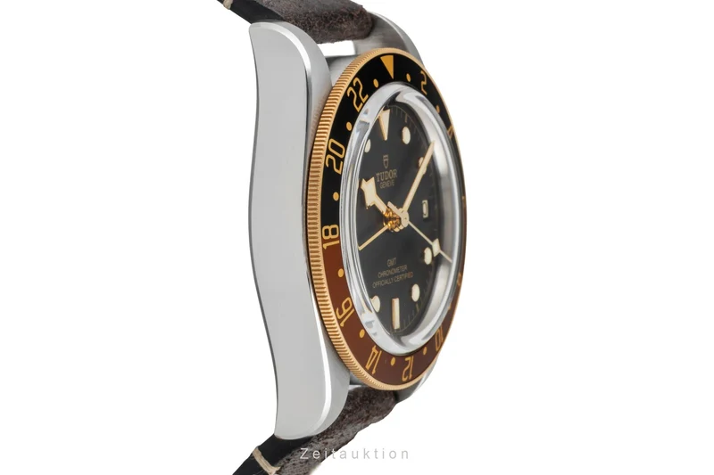 Tudor Black Bay steel / gold automatic men's watch M79833MN-0003 LP: 5260EUR [2604309]