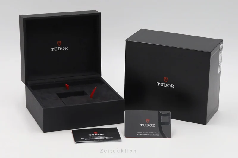 Tudor Black Bay steel / gold automatic men's watch M79833MN-0003 LP: 5260EUR [2604309]