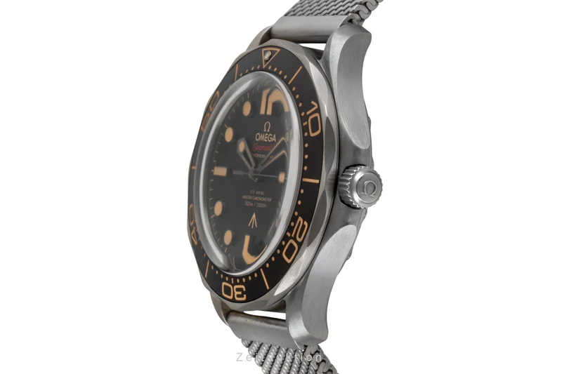 Omega Seamaster titanium automatic men's watch 210.90.42.20.01.001 LP: 10900EUR [2604135]