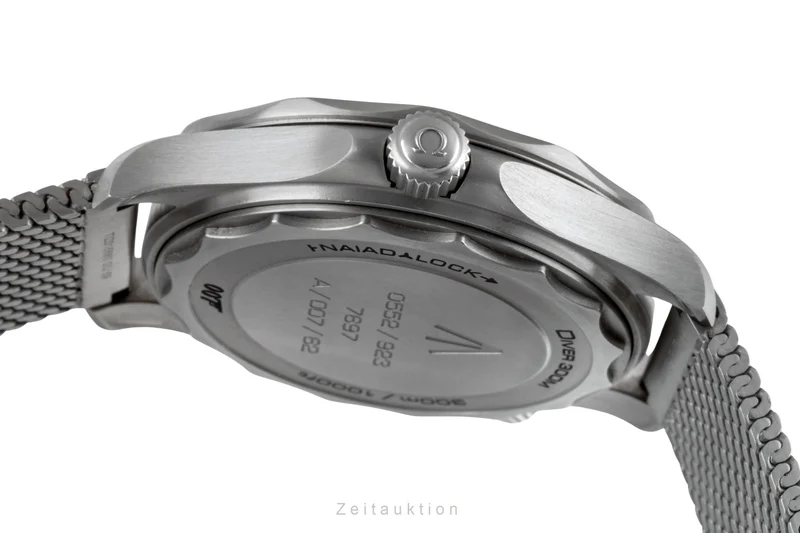 Omega Seamaster titanium automatic men's watch 210.90.42.20.01.001 LP: 10900EUR [2604135]