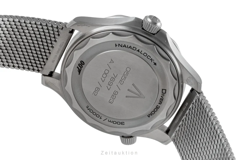 Omega Seamaster titanium automatic men's watch 210.90.42.20.01.001 LP: 10900EUR [2604135]