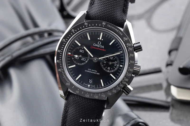 Omega Speedmaster Moonwatch chronograph ceramic automatic men's watch 311.92.44.51.01.007 LP: 13900EUR [2603049]