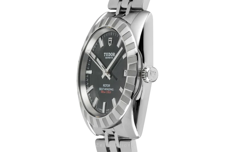 Tudor Classic Date steel automatic men's watch 21010 LP: 3110EUR [2603921]