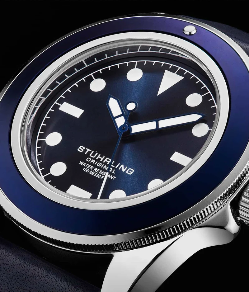 Stührling CarbonWave Japanese Quartz 42mm Dive Watch 4027