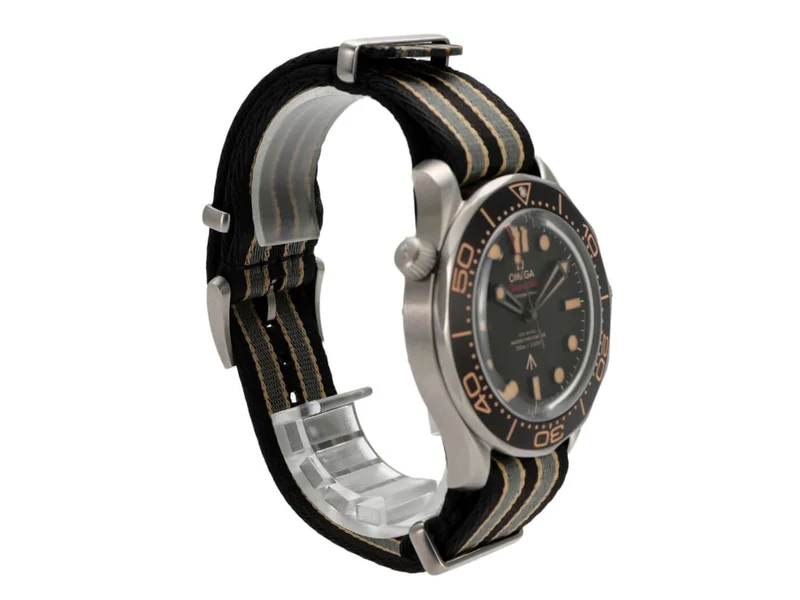 OMEGA Seamaster Diver 300M 007 Edition 210.92.42.20.01.001