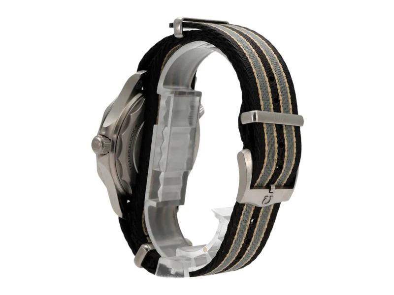 OMEGA Seamaster Diver 300M 007 Edition 210.92.42.20.01.001