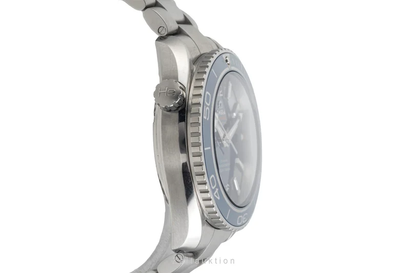 Omega Speedmaster titanium automatic men's watch 232.90.46.21.03.001 [2603891]