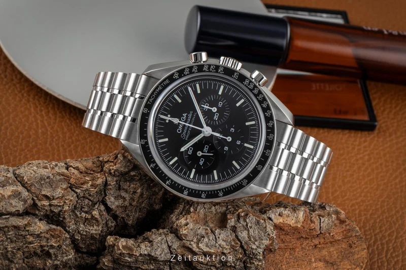 Omega Speedmaster Moonwatch chronograph steel manual winding men's watch 310.30.42.50.01.002 LP: 8700EUR [2603897]